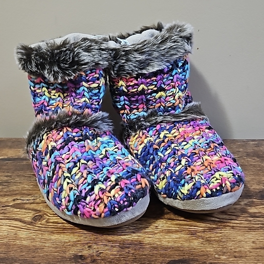 Spacedye Faux Fur Fleece Crochet Slippers Women's 9/10
